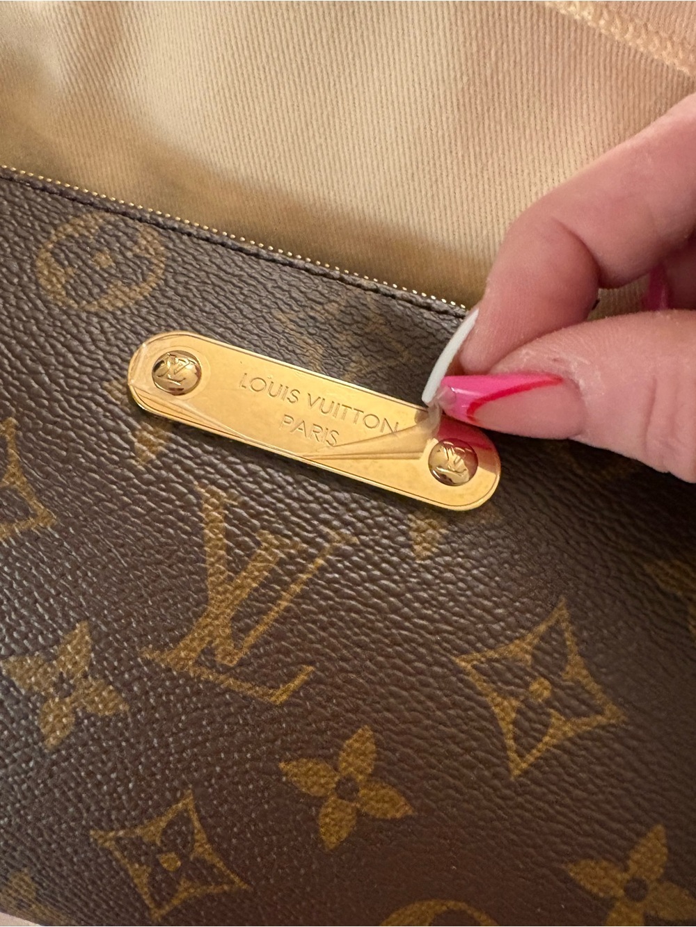 Louis Vuitton Monogram Canvas Eve Pochette this is new design price is firm - Picture 2 of 5